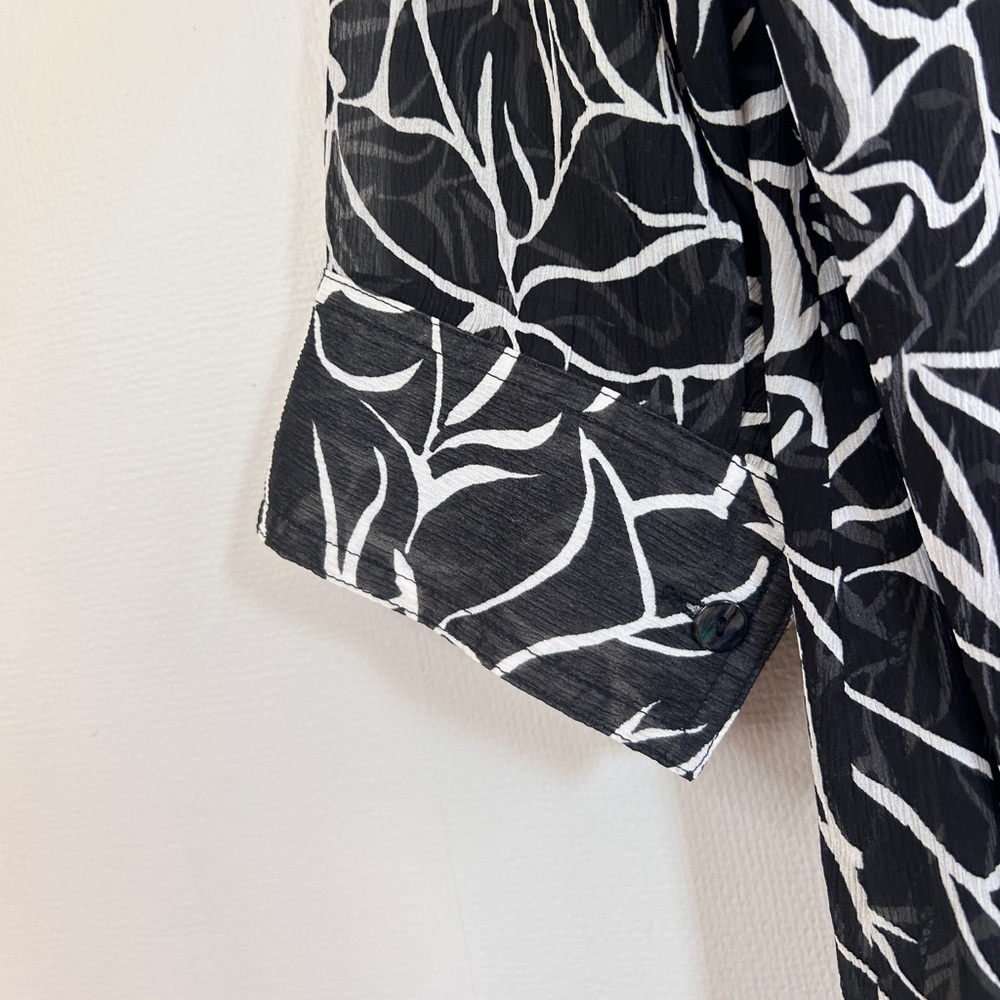 Y2K CHICO’S Sheer Silk Button Down Tunic Top Art Wear Minimalist Boho Size XL - Picture 13 of 15